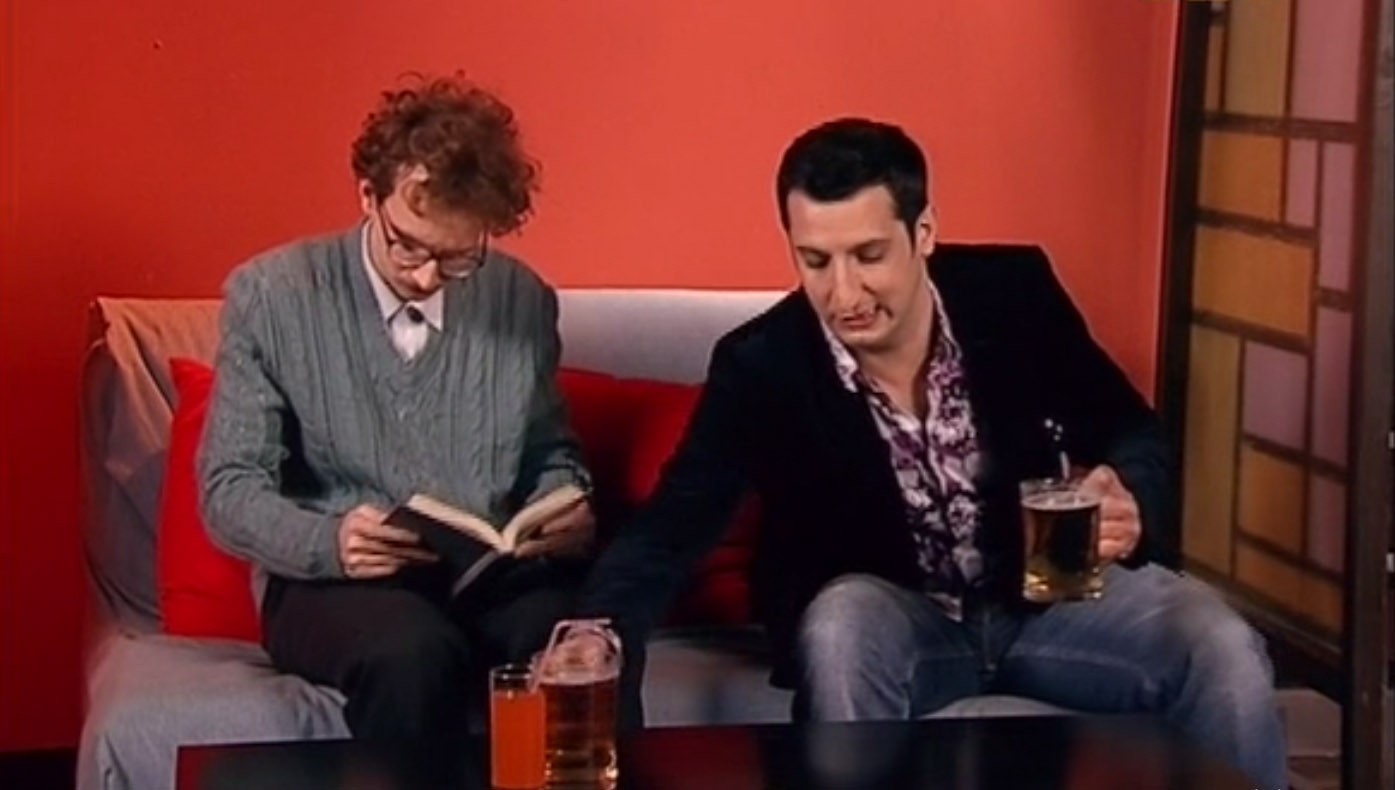 Универ. Старая общага 1 сезон 47 серия смотреть онлайн: Аферист